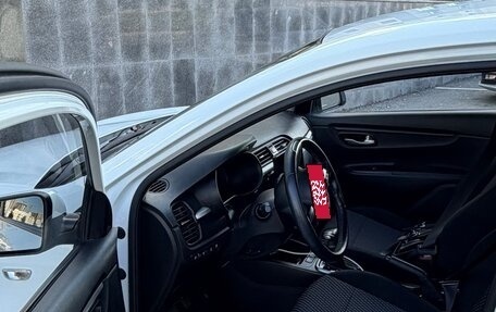 KIA Rio IV, 2020 год, 890 000 рублей, 7 фотография