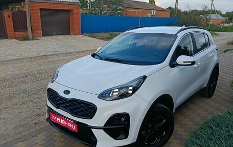 KIA Sportage IV рестайлинг, 2021 год, 1 799 000 рублей, 1 фотография