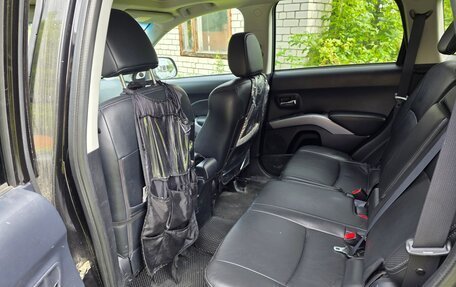 Mitsubishi Outlander III рестайлинг 3, 2008 год, 1 400 000 рублей, 6 фотография