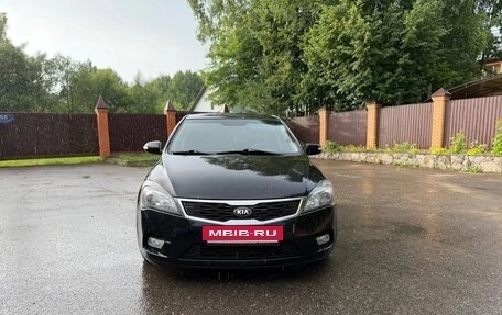 KIA cee'd I рестайлинг, 2011 год, 640 000 рублей, 2 фотография