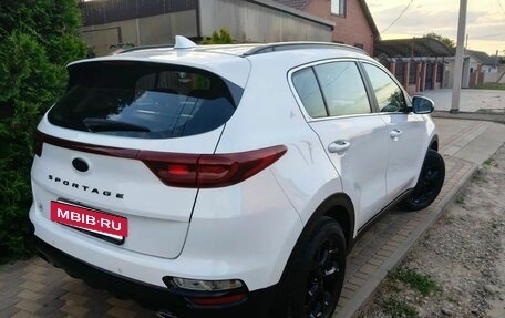 KIA Sportage IV рестайлинг, 2021 год, 1 799 000 рублей, 6 фотография