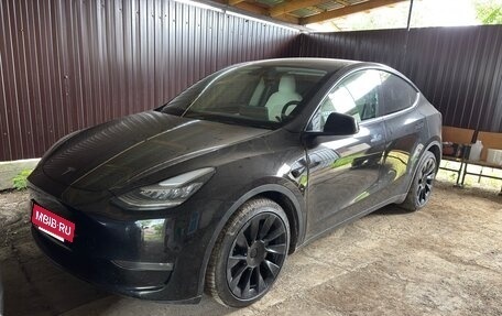 Tesla Model Y I, 2020 год, 2 450 000 рублей, 2 фотография