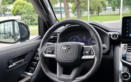 Toyota Land Cruiser, 2026 год, 16 300 000 рублей, 34 фотография