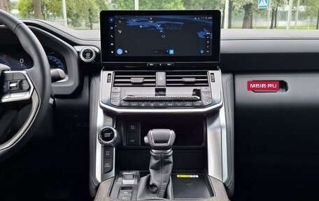 Toyota Land Cruiser, 2026 год, 16 300 000 рублей, 36 фотография