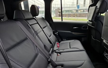 Toyota Land Cruiser, 2026 год, 16 300 000 рублей, 27 фотография