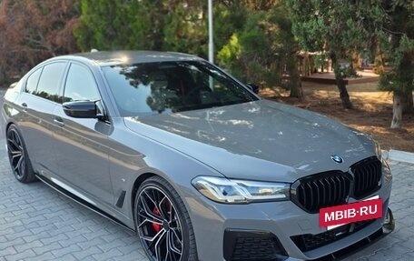 BMW 5 серия, 2020 год, 5 450 000 рублей, 5 фотография