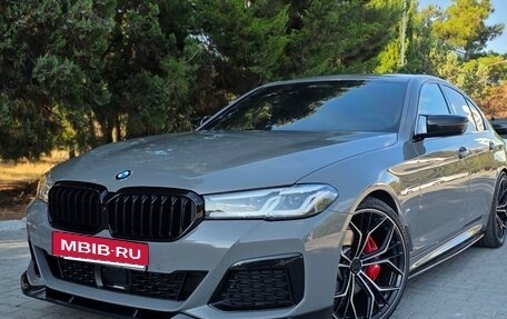 BMW 5 серия, 2020 год, 5 450 000 рублей, 2 фотография