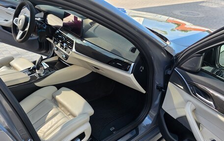 BMW 5 серия, 2020 год, 5 450 000 рублей, 18 фотография