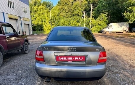 Audi A4, 1999 год, 410 000 рублей, 3 фотография