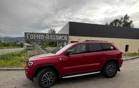Jeep Grand Cherokee, 2017 год, 4 500 000 рублей, 7 фотография