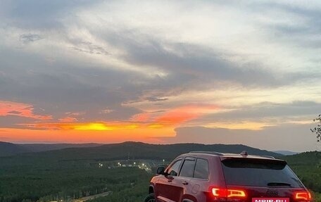Jeep Grand Cherokee, 2017 год, 4 500 000 рублей, 4 фотография