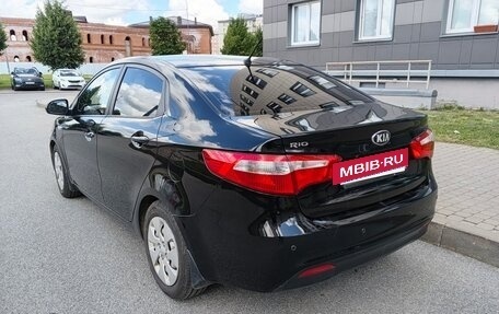 KIA Rio III рестайлинг, 2013 год, 700 000 рублей, 6 фотография