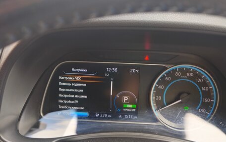 Nissan Leaf II, 2018 год, 1 440 000 рублей, 10 фотография