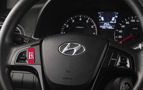 Hyundai Solaris II рестайлинг, 2011 год, 779 000 рублей, 15 фотография