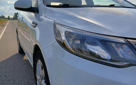KIA Rio III рестайлинг, 2017 год, 990 000 рублей, 20 фотография
