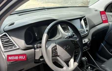 Hyundai Tucson III, 2017 год, 2 050 000 рублей, 13 фотография