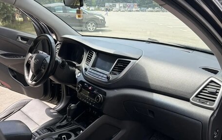 Hyundai Tucson III, 2017 год, 2 050 000 рублей, 15 фотография