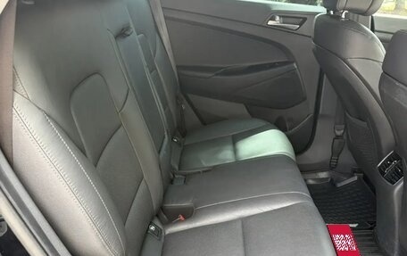 Hyundai Tucson III, 2017 год, 2 050 000 рублей, 22 фотография