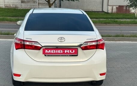 Toyota Corolla, 2013 год, 1 400 000 рублей, 8 фотография