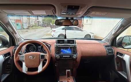 Toyota Land Cruiser Prado 150 рестайлинг 2, 2015 год, 6 100 000 рублей, 20 фотография