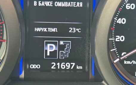 Toyota Land Cruiser Prado 150 рестайлинг 2, 2015 год, 6 100 000 рублей, 19 фотография