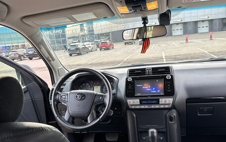Toyota Land Cruiser Prado 150 рестайлинг 2, 2019 год, 4 340 000 рублей, 27 фотография
