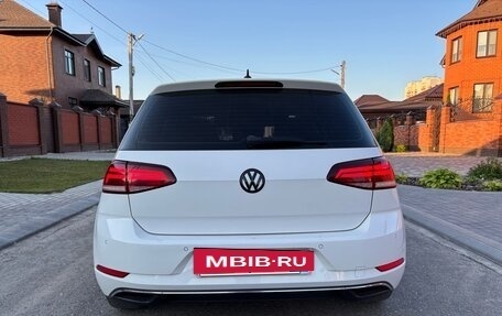 Volkswagen Golf VII, 2017 год, 1 600 000 рублей, 7 фотография
