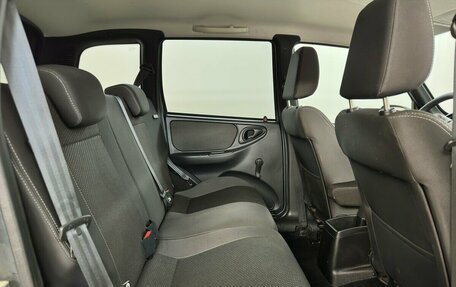 Chevrolet Niva I рестайлинг, 2018 год, 820 000 рублей, 11 фотография