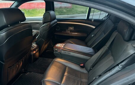 BMW 7 серия, 2005 год, 550 000 рублей, 11 фотография