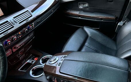 BMW 7 серия, 2005 год, 550 000 рублей, 10 фотография