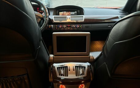 BMW 7 серия, 2005 год, 550 000 рублей, 14 фотография