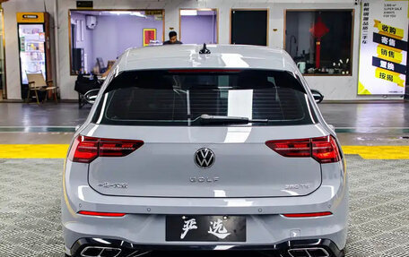 Volkswagen Golf VIII, 2022 год, 1 750 000 рублей, 2 фотография