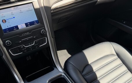 Ford Fusion (North America) II, 2020 год, 2 000 000 рублей, 10 фотография