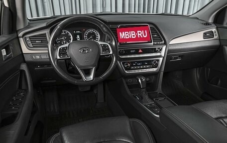 Hyundai Sonata VII, 2018 год, 1 748 000 рублей, 6 фотография