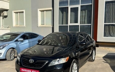 Toyota Camry, 2008 год, 750 000 рублей, 2 фотография