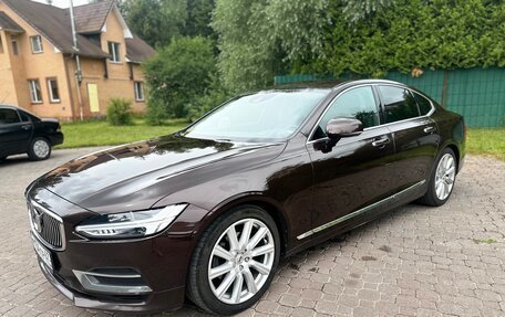 Volvo S90 II рестайлинг, 2019 год, 3 700 000 рублей, 4 фотография