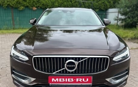 Volvo S90 II рестайлинг, 2019 год, 3 700 000 рублей, 7 фотография