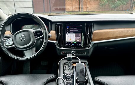 Volvo S90 II рестайлинг, 2019 год, 3 700 000 рублей, 11 фотография