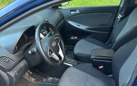 Hyundai Solaris II рестайлинг, 2012 год, 500 000 рублей, 6 фотография
