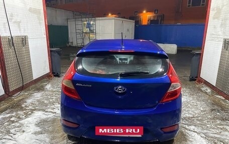 Hyundai Solaris II рестайлинг, 2012 год, 500 000 рублей, 5 фотография