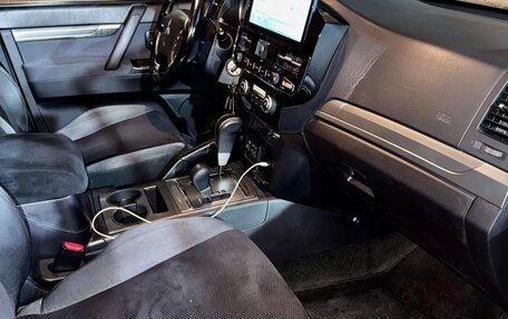 Mitsubishi Pajero IV, 2007 год, 1 750 000 рублей, 12 фотография