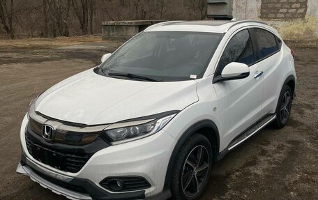 Honda Vezel, 2020 год, 2 299 000 рублей, 2 фотография