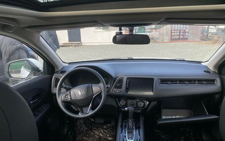 Honda Vezel, 2020 год, 2 299 000 рублей, 11 фотография