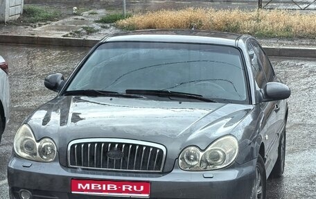 Hyundai Sonata IV рестайлинг, 2005 год, 550 000 рублей, 1 фотография