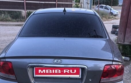 Hyundai Sonata IV рестайлинг, 2005 год, 550 000 рублей, 3 фотография