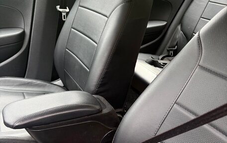 Volkswagen Polo VI (EU Market), 2012 год, 600 000 рублей, 6 фотография