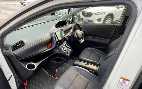 Toyota Sienta II, 2022 год, 1 032 000 рублей, 14 фотография