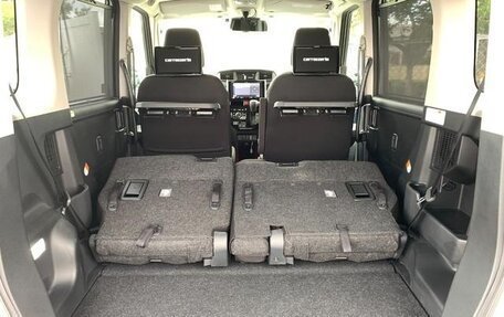 Toyota Roomy I, 2022 год, 834 000 рублей, 27 фотография