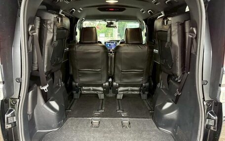 Toyota Voxy III, 2021 год, 1 821 000 рублей, 16 фотография