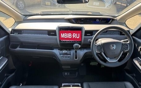 Honda Freed II, 2022 год, 1 193 000 рублей, 11 фотография